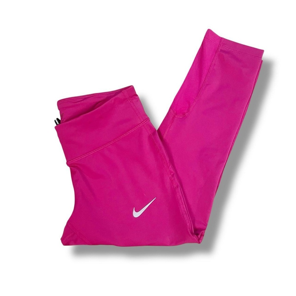 Hot pink Nike Dri-Fit 3/4 length leggings